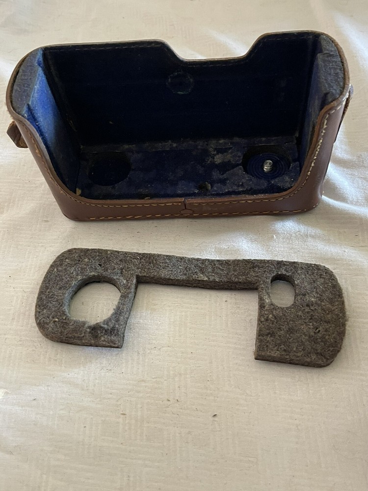 VINTAGE 1950s ARGUS C3 CAMERA WITH CASE Untested