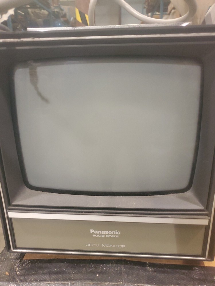Vintage Panasonic Solid State TV￼ Retro Television TR-920MA - Tested