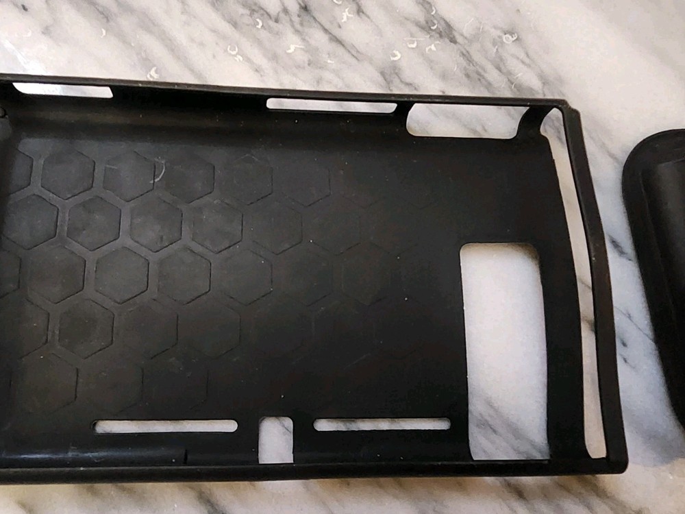 Kiromi Nintendo Switch Cover