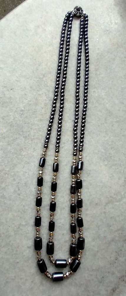 Vintage plastic necklace