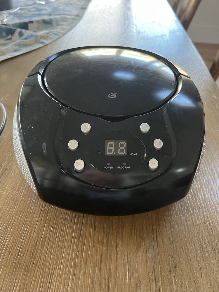 GPX Portable CD Player