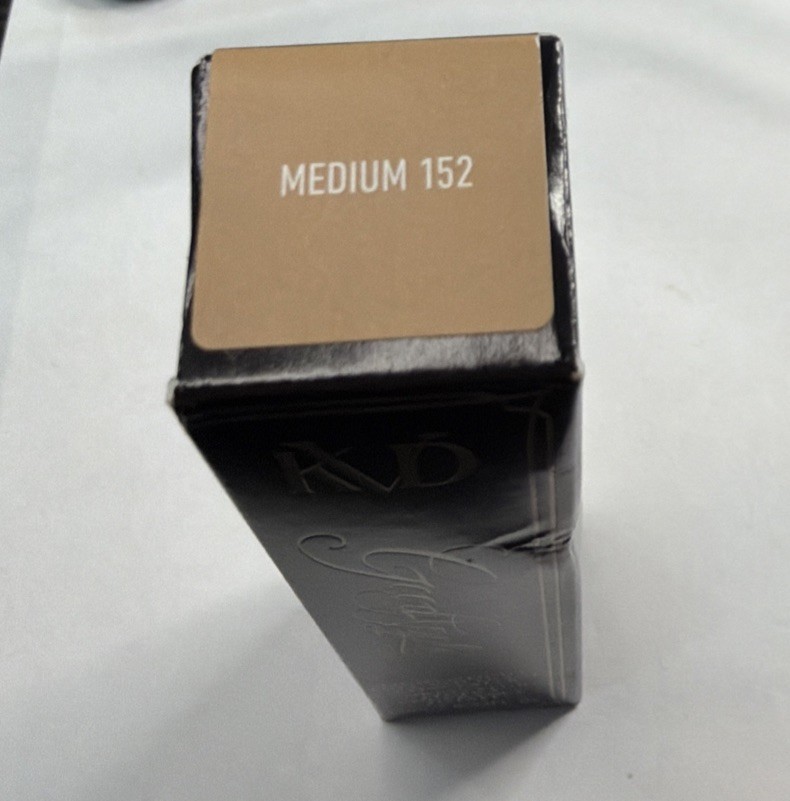 Kat Von D KVD Good Apple Lightweight Full Coverage Concealer 10ml - MEDIUM 152