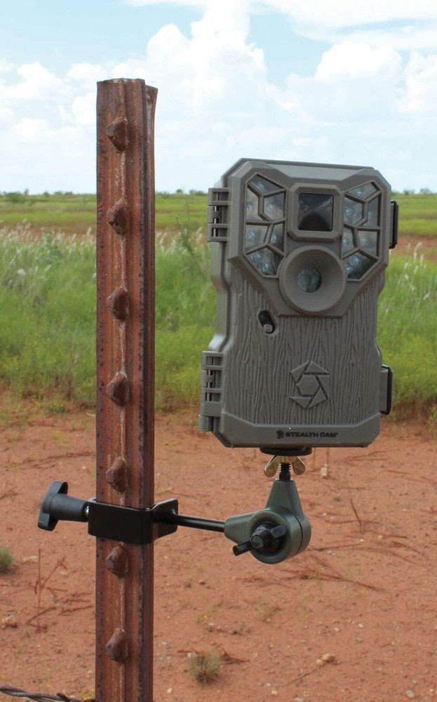 T-Post Trail Camera Holder | Compact Sturdy Adjustable Design | Easy Installatio