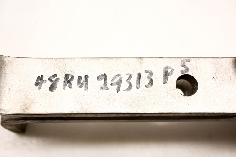 Mack 48RU29313P5 Clamp NOS