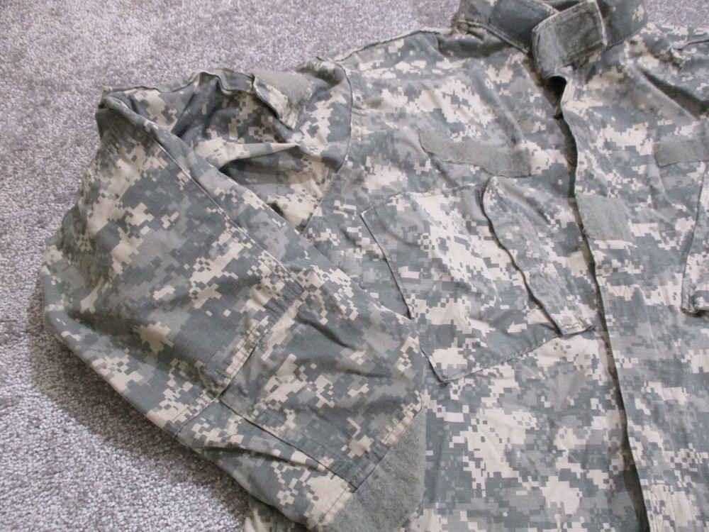US Army Combat Jacket Mens Size Large