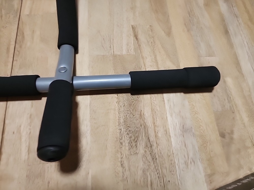 BATTLE BAR Pull Up Bar for Upper Body Workout Push Ups Strength Training