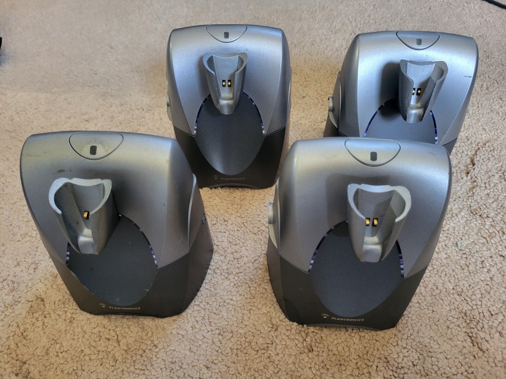 PLANTRONICS CS55 WIRELESS PHONE HEADSET CHARGING BASE ONLY USED