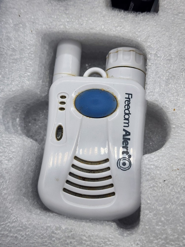 Freedom Alert Personal Emergency Response System With 911 Forwarding Model 35511