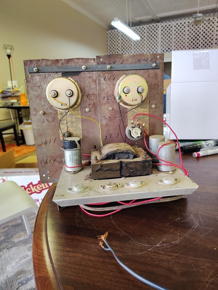 custom-built variable AC voltage regulator