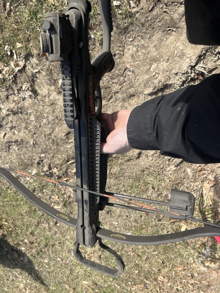 Barnett BCR Crossbow With Red Dot