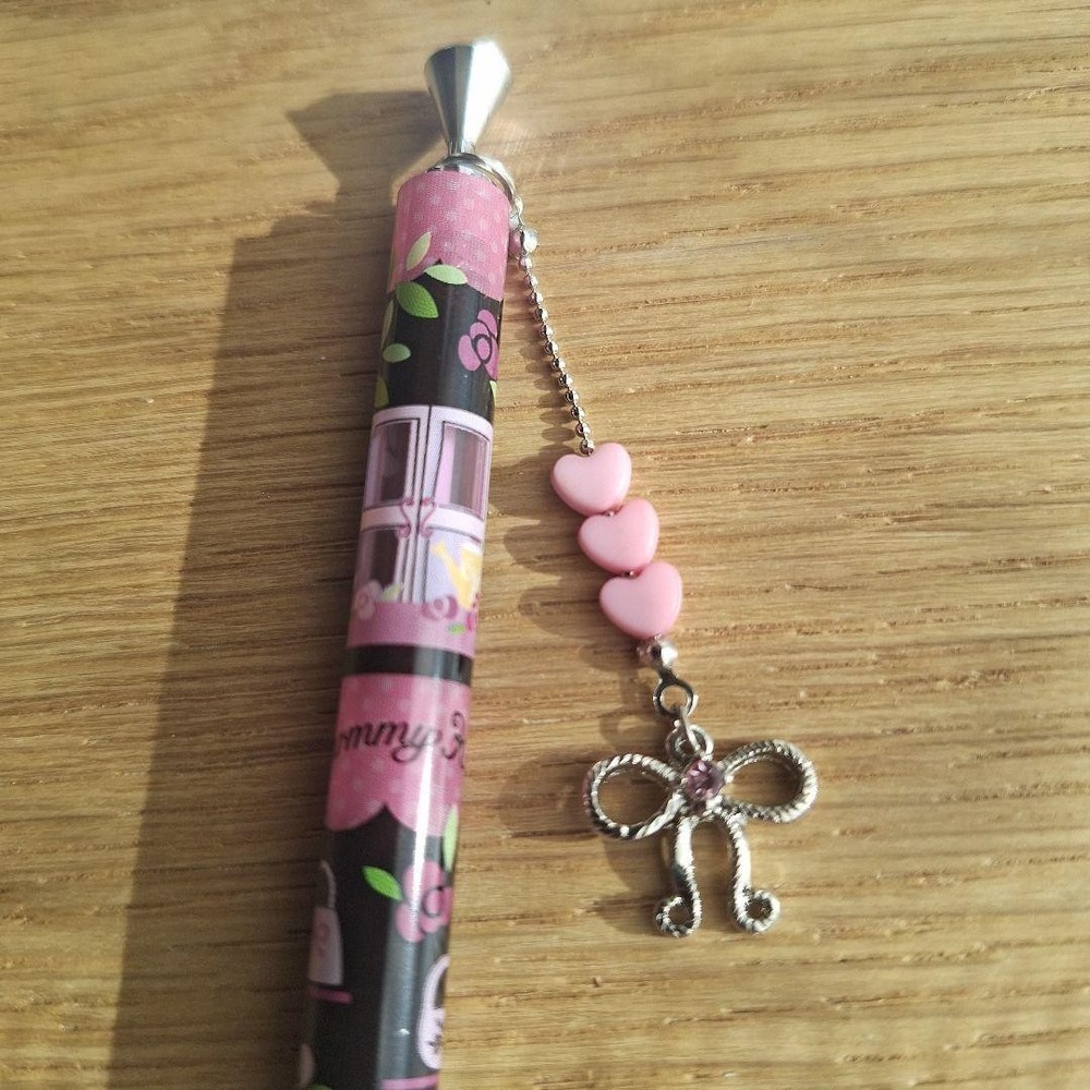 Hello Kitty mechanical pencil with charm