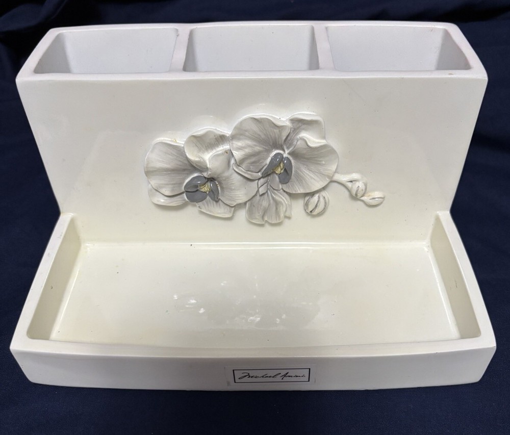 Michael Amini Bathroom Accessory Caddy Toothbrush, Paste, Brush, Comb - READ!!