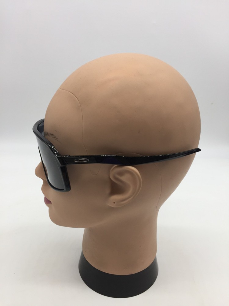 Oakley Active Black Sunglasses Blue Lens