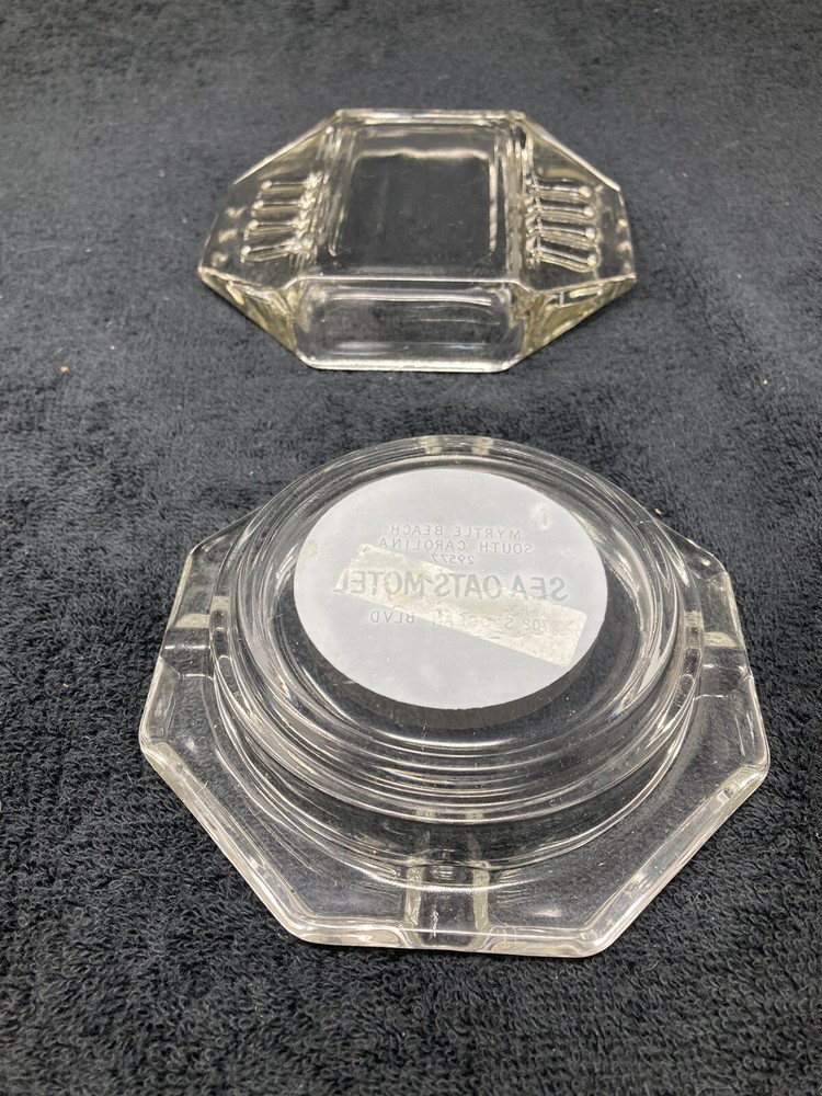 2 glass ashtrays