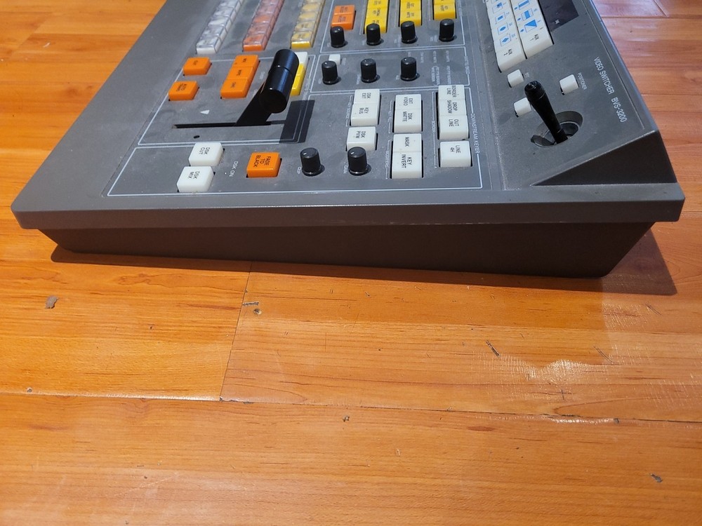 Sony BVS-3200 Video Switcher
