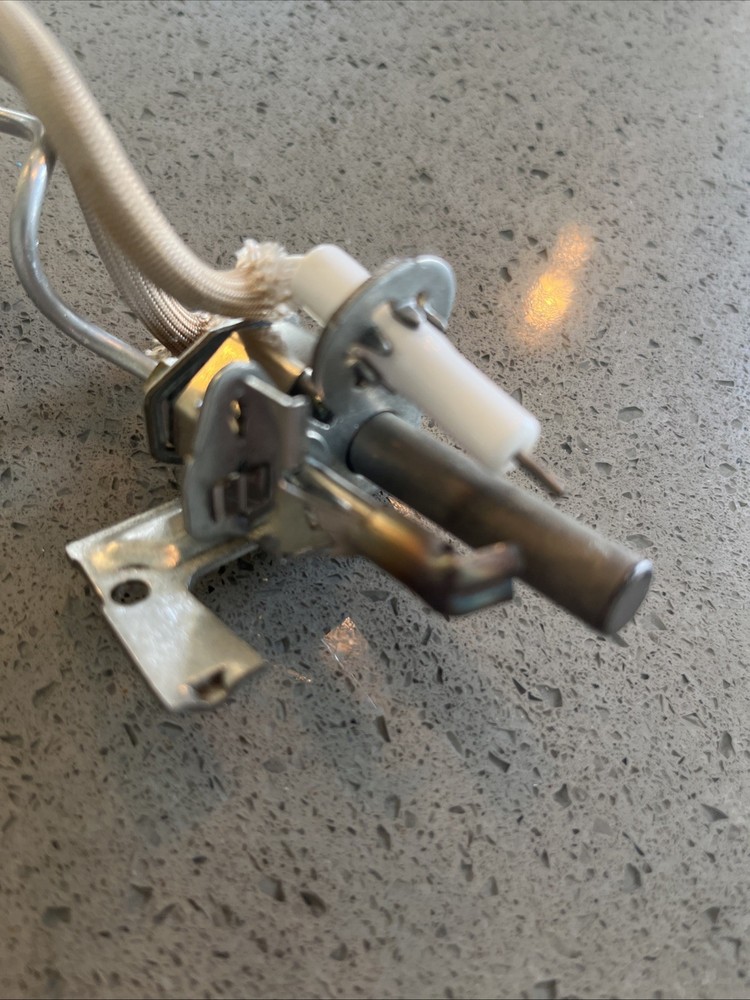 AP18490C Pilot Assembly ￼