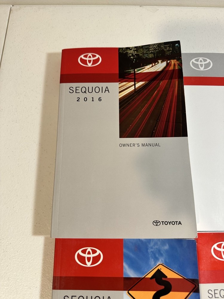 2016 Toyota Sequoia Owner's Manual Set