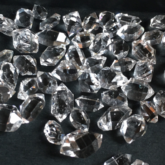 24 pcs Herkimer diamond crystals , 5 to 7 mm