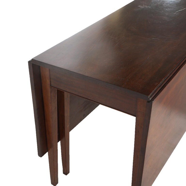 Hepplewhite Three Section Mahogany Banquet Table c1830