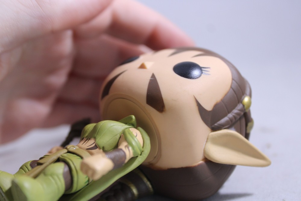 Funko Pop #04 Magic the Gathering Nissa Revane Vinyl Figure