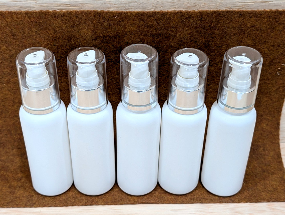 5 pcs, Lotion pump White plastic 3.5 oz