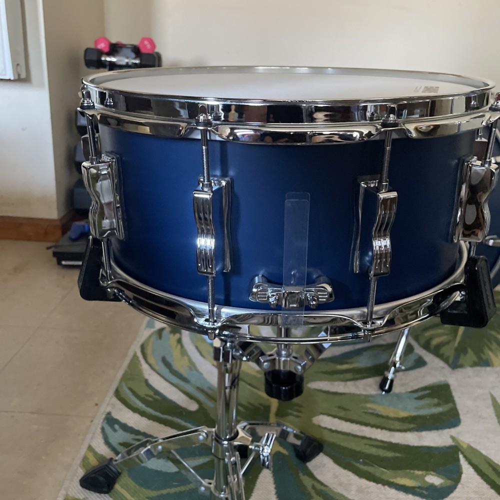 Ludwig Heritage Cherry Snare Drum.