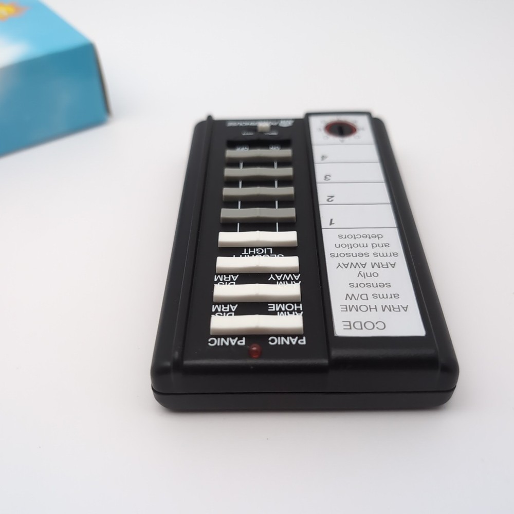X10 Powerhouse Security System Remote Control Model SH624 NEW OPEN BOX