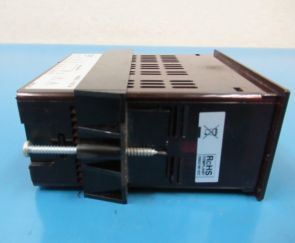 Red Lion Controls PAXTM000 Panel Meter 6 Digit LED