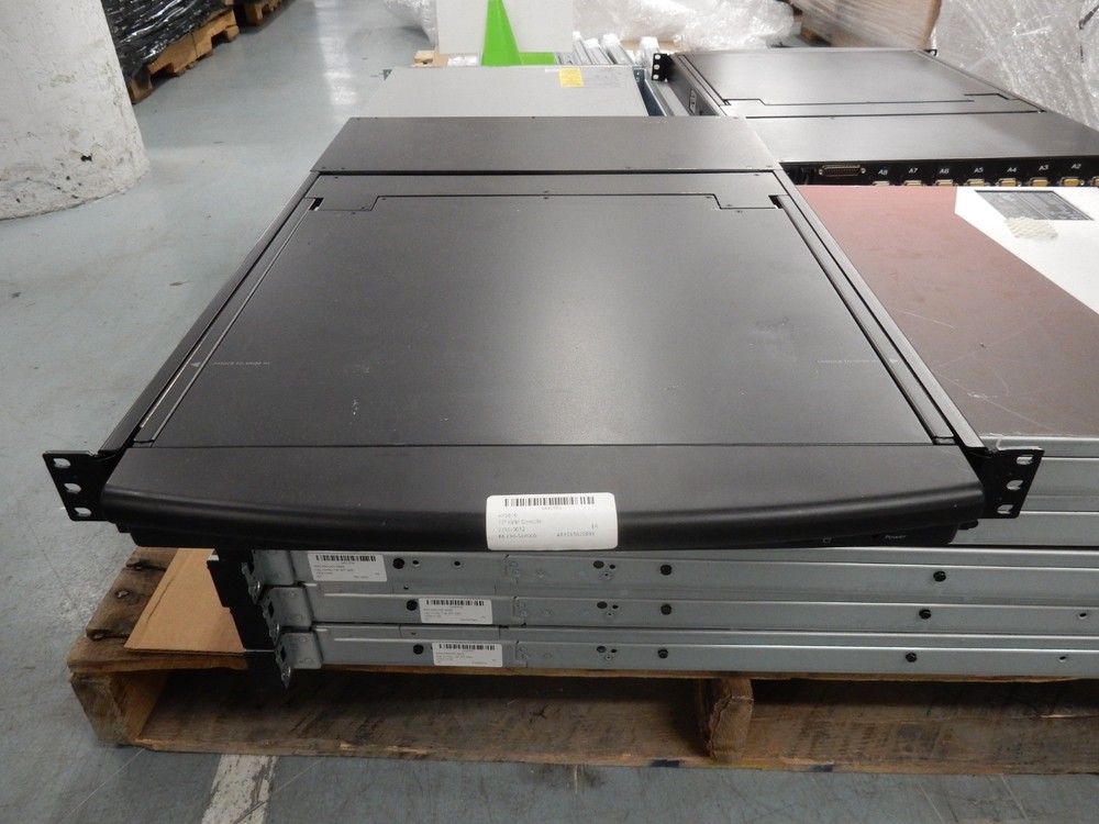 APC AP5816 17" KVM Console - Unit Only