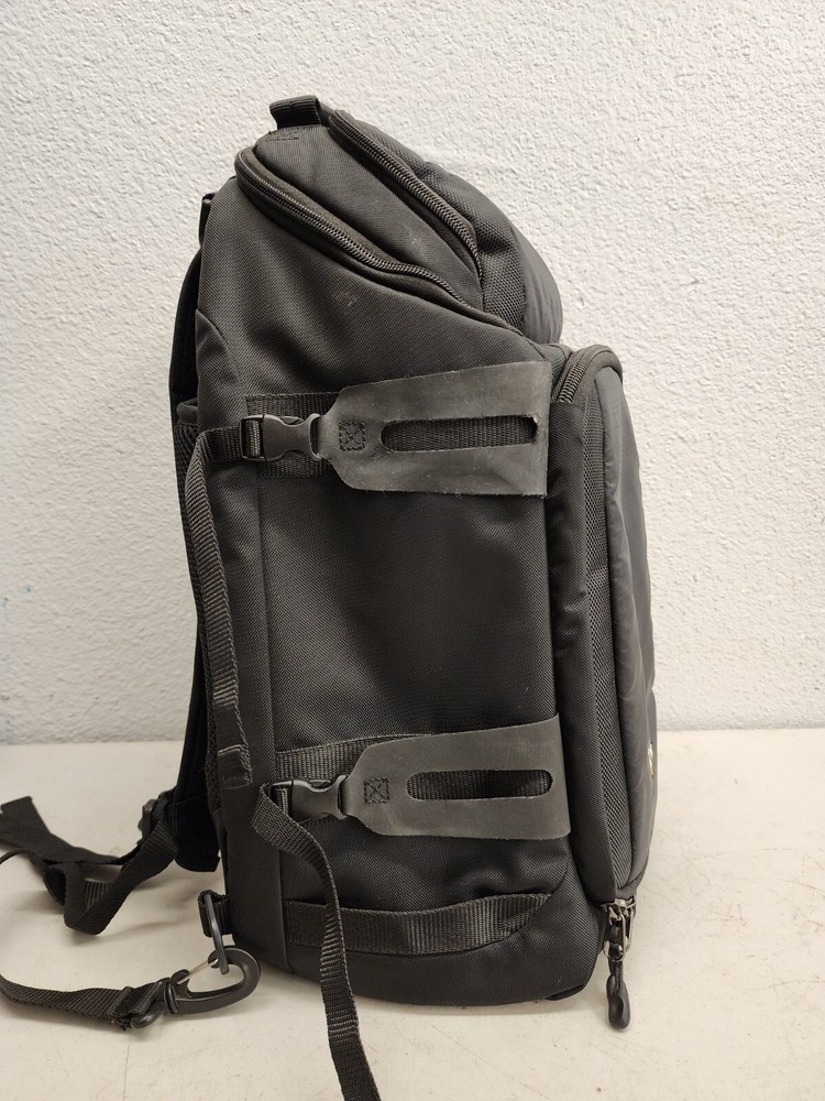 Case Logic DSS-103 Luminosity Large Sling Backpack (Black)
