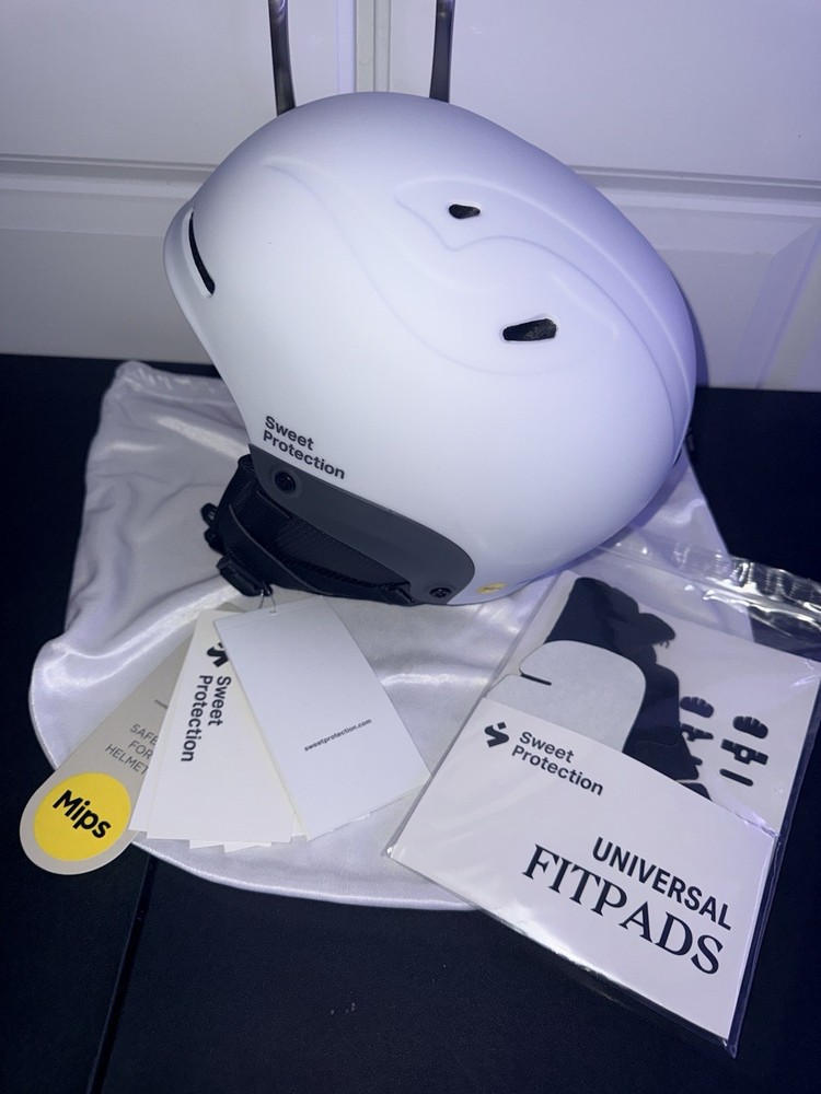 Sweet Protection Blaster 2 MIPS Ski / Snowboard Helmet