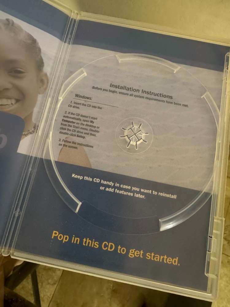 Vintage MSN Internet access CD ROM 2004 w/Original Jacket & Free Ship!