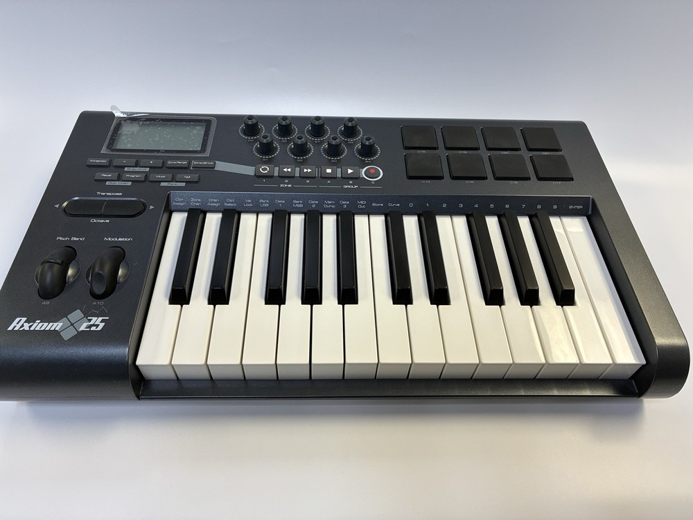 Axiom 25 key MIDI controller