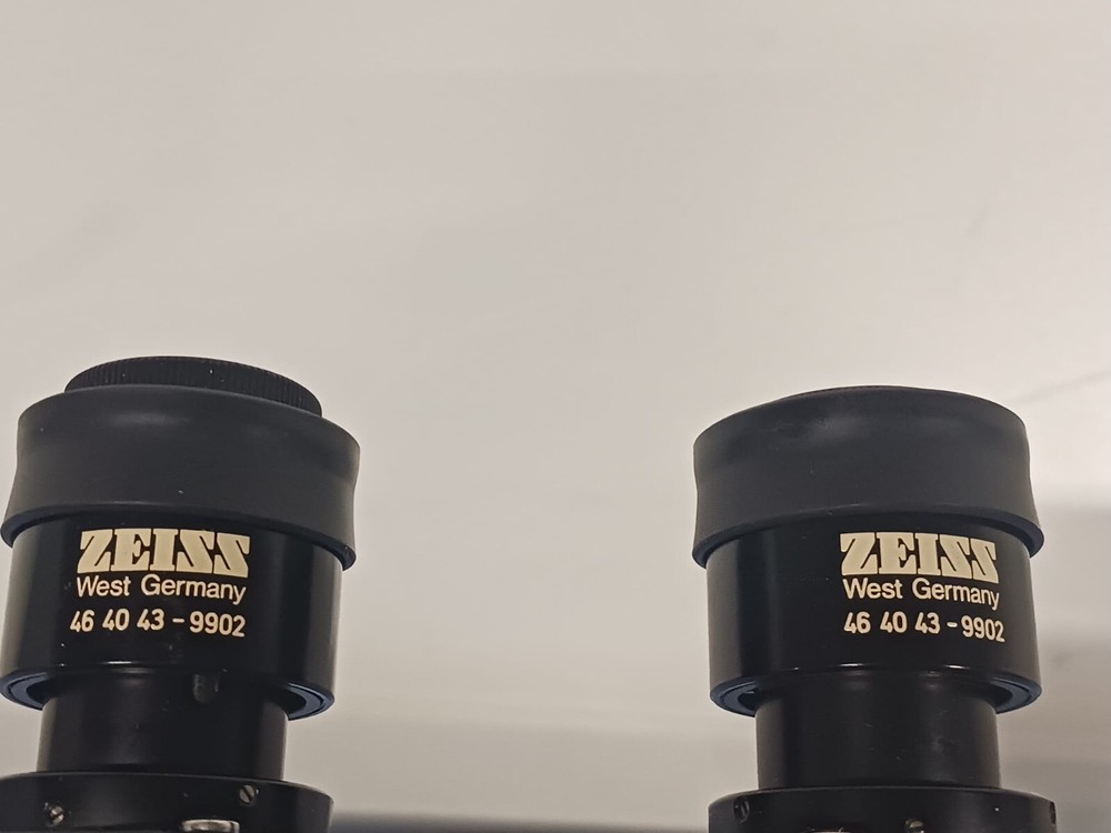 ZEISS Binocular Microscope w/ 4 Objectives & 2 Eyepieces
