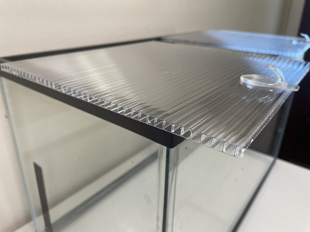 Aquarium Lid Polycarbonate Twin Wall 20 Gallon - Half Cut Deep