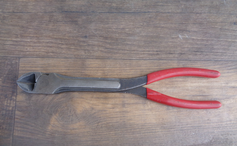 Long Diagonal Cutting Pliers