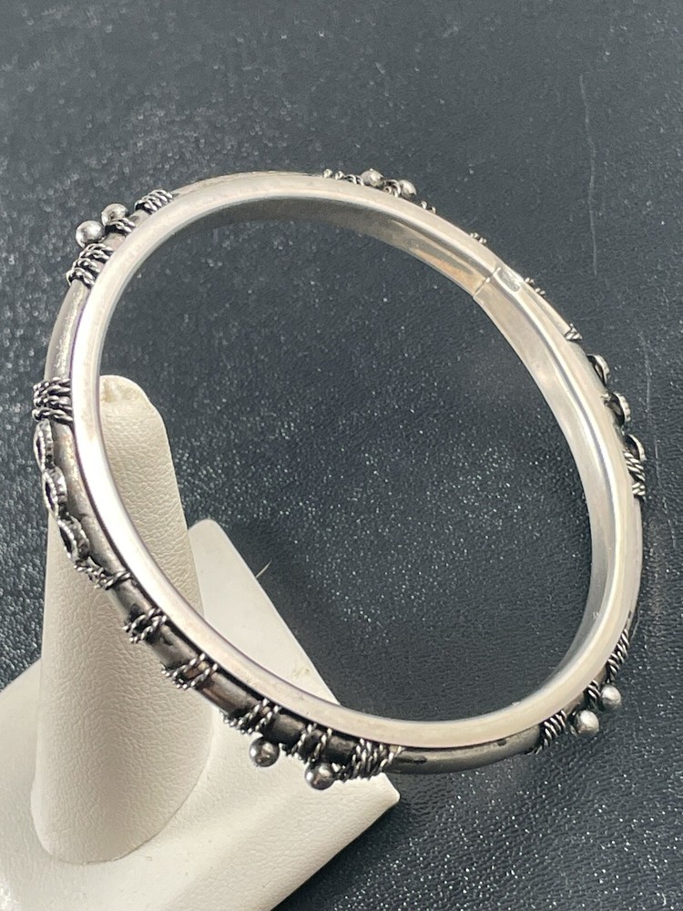Vintage Embossed Silver Tone Metal Bangle Bracelet
