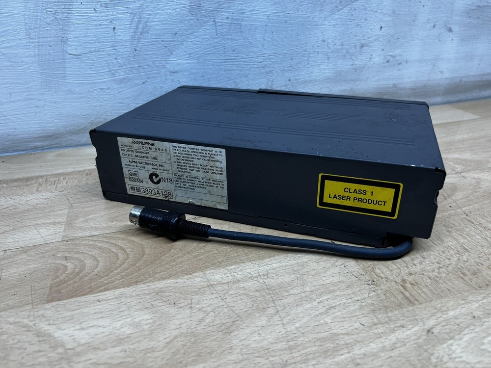 BMW E46 3 SERIES Alpine 6 Disc CD Multi Changer CHM-5630