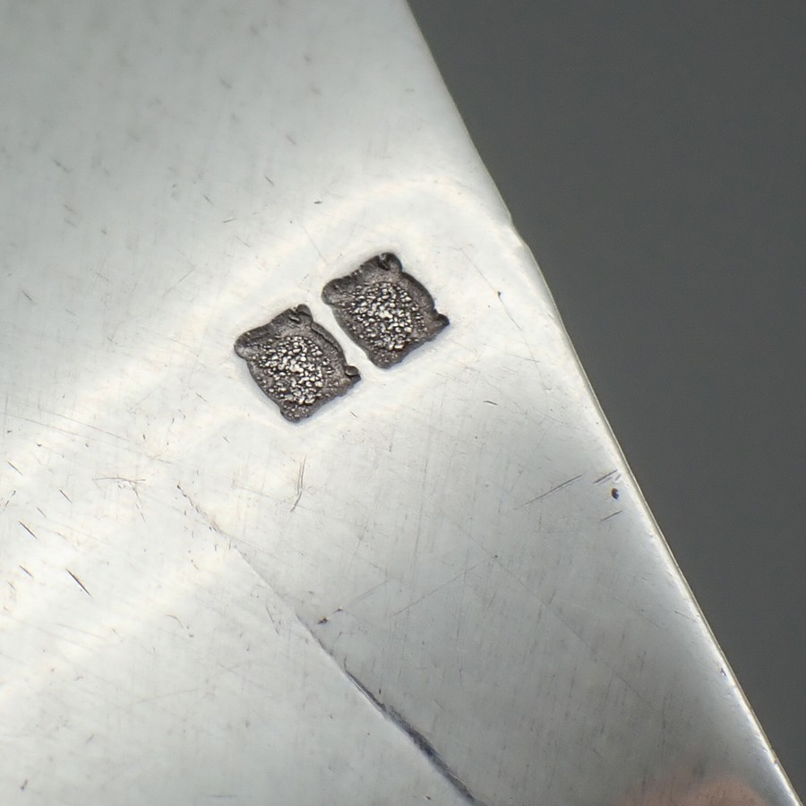 Square Top Napkin Ring Bead Decorations 900 Silver