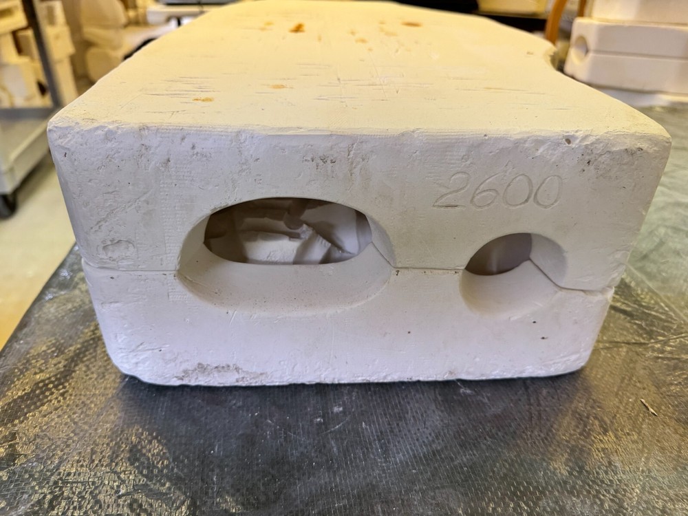 VINTAGE CLAY MAGIC CERAMIC MOLD #2600 WELCOME FROG