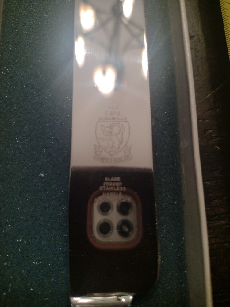 K & M Cake Knife