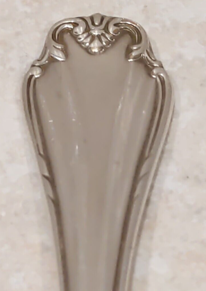 Reed & Barton Elite Flatware Replacements Chippendale 5 Salad Forks 2 Teaspoons