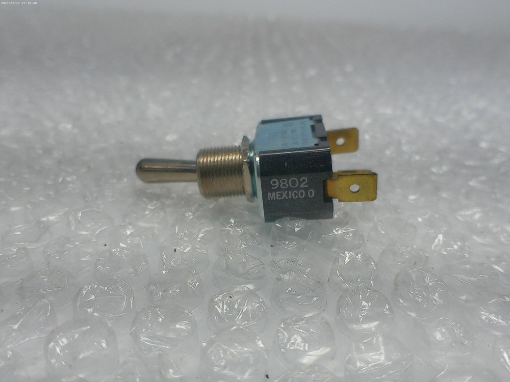 CARLING 9802 SWITCH NSNP