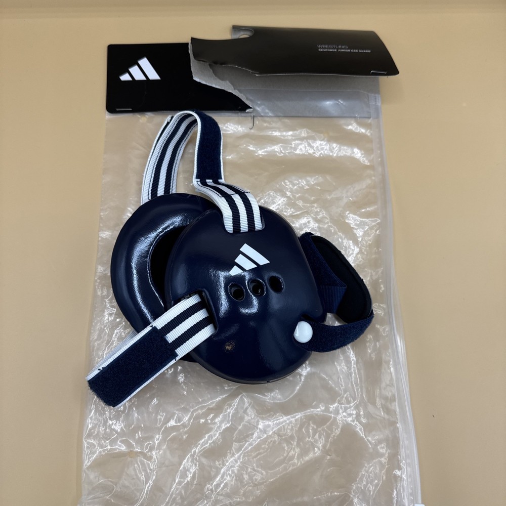 Adidas Response JUNIOR Wrestling Ear Guard Navy Blue Open Box