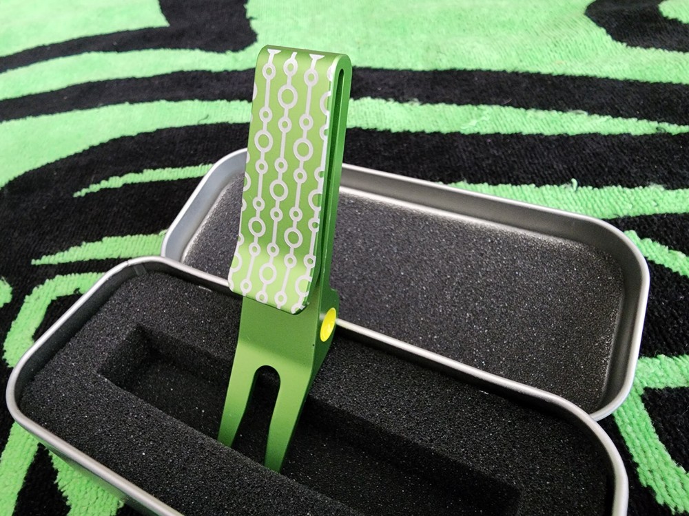 Scotty Cameron 2023 Pearls Pivot/Divot Tool⛳⛳Bright Dip Lime