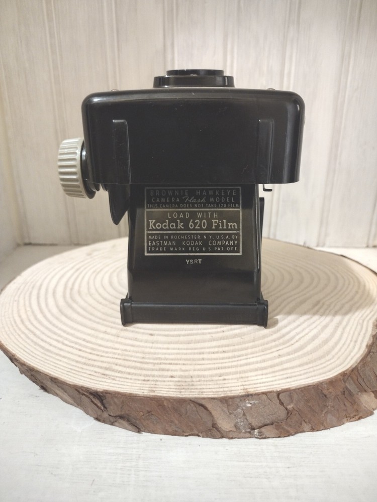 Vintage Kodak Brownie Hawkeye Camera Flash Model