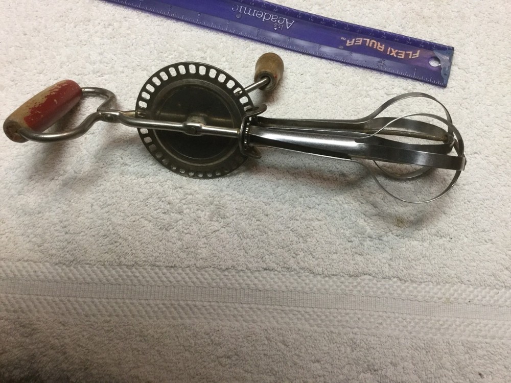Vintage Edlund Co Egg Beater -Stainless Beaters