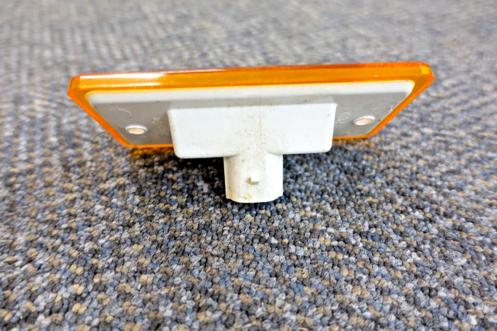 Freightliner 22-51942-000 Marker Light