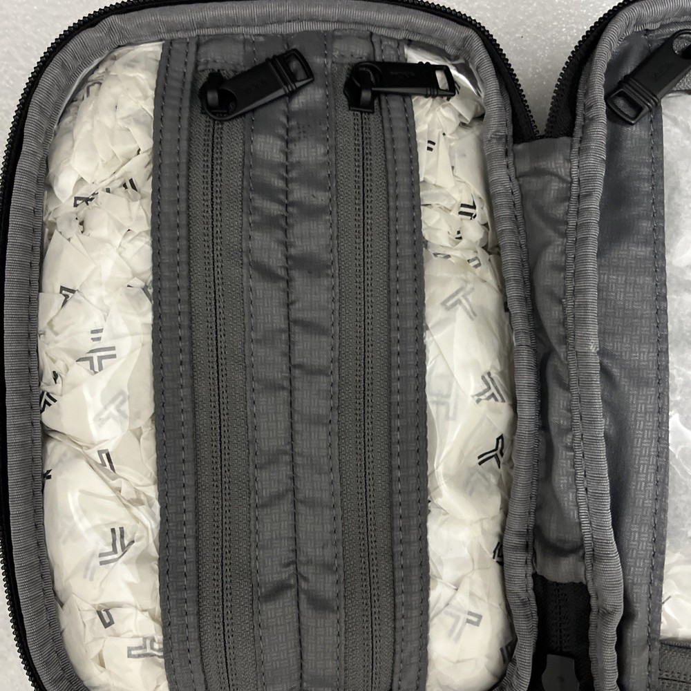 TUMI Alpha 3 Split Travel Kit New With Tags