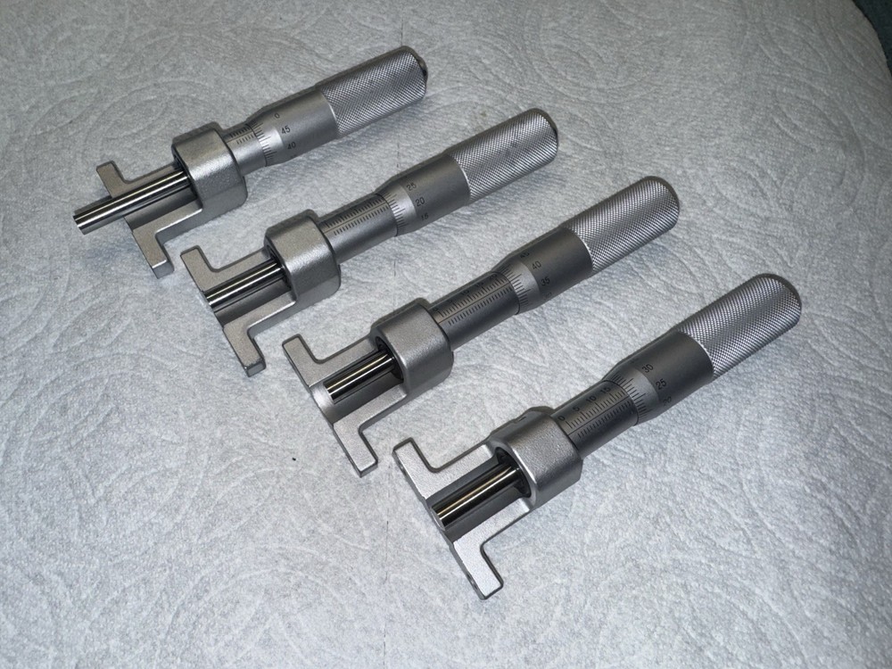 Micrometer Heads 4pcs Linear Stage with Perpendicular Mounts.